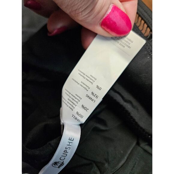 Cupshe Black Deep V One Piece Bathing Swim Suit Womens Size 2X NEW WITH TAGS - Picture 8 of 8